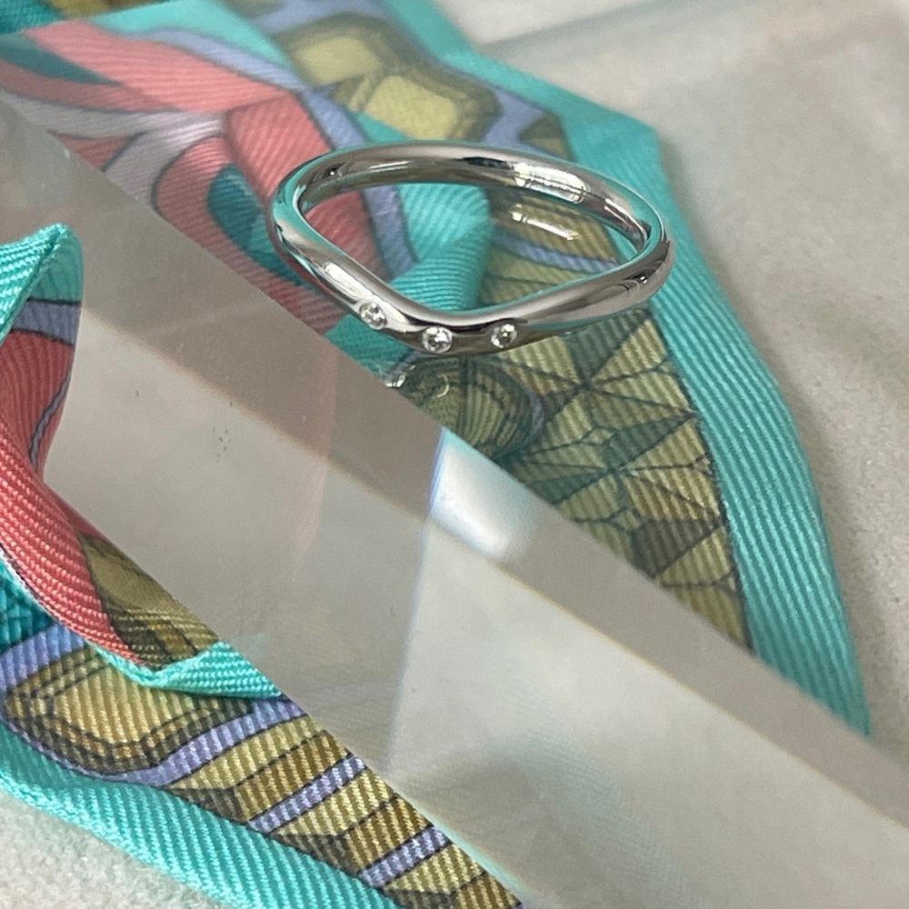 Tiffany & Co. Elsa Peretti Wedding Band in White Gold Diamonds 4.5 NEW $1,300 - Picture 12 of 14